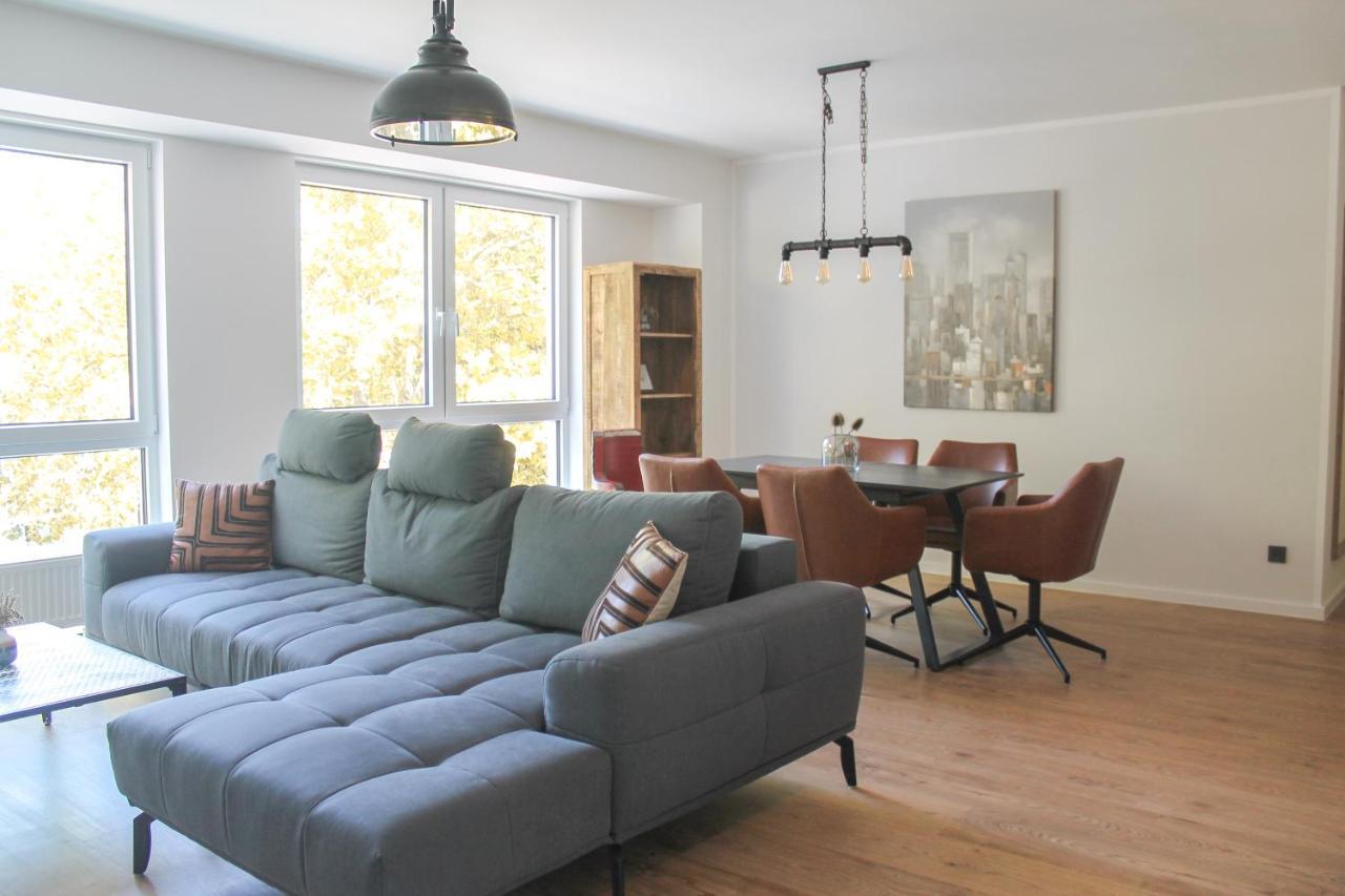 New York Apartment - Fuer Freunde & Familien, Stadtnah, Parkplatz, E-Ladestation, Gitterbox Fuer Fahrraeder, Fitnessstudio, Digitale Gaestemappe Mit Restaurant- Und Unternehmenstipps コブレンツ エクステリア 写真