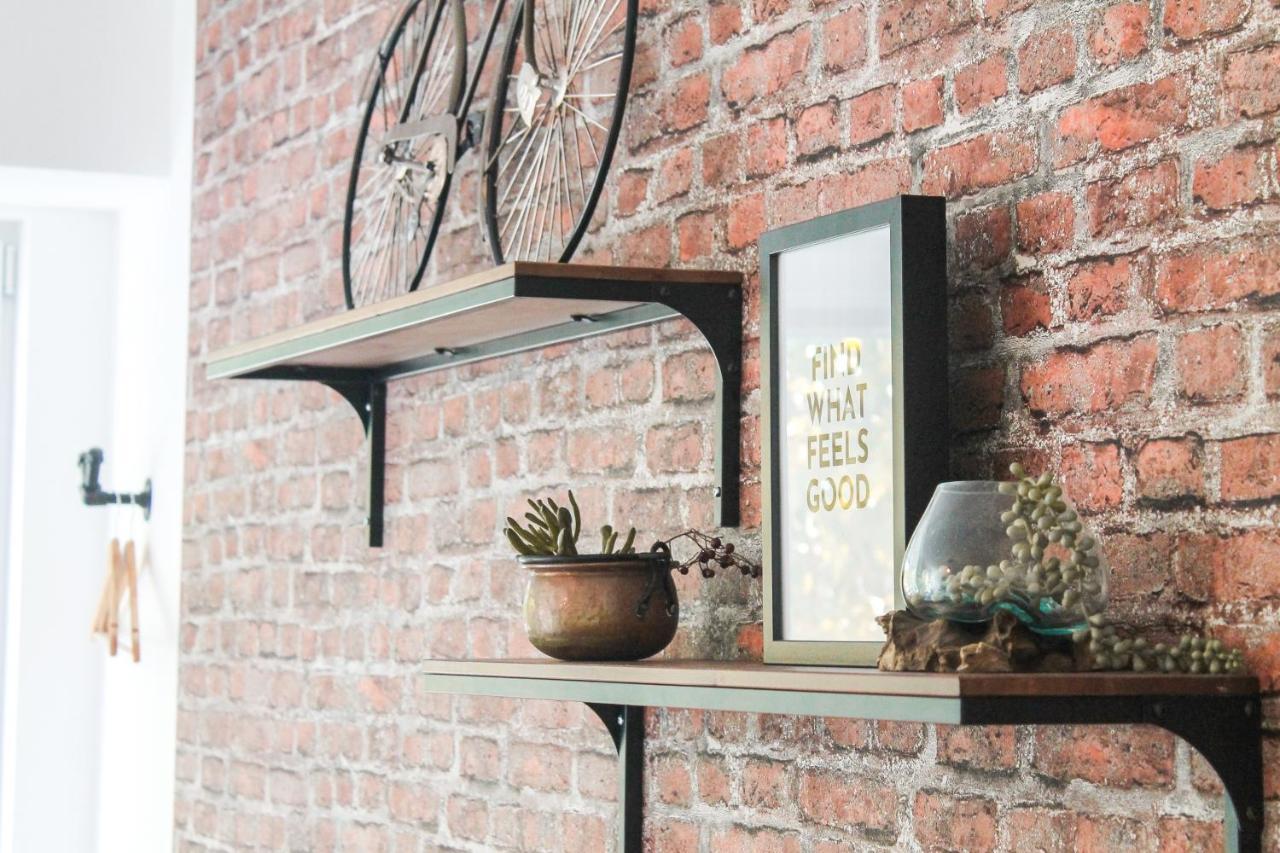 New York Apartment - Fuer Freunde & Familien, Stadtnah, Parkplatz, E-Ladestation, Gitterbox Fuer Fahrraeder, Fitnessstudio, Digitale Gaestemappe Mit Restaurant- Und Unternehmenstipps コブレンツ エクステリア 写真