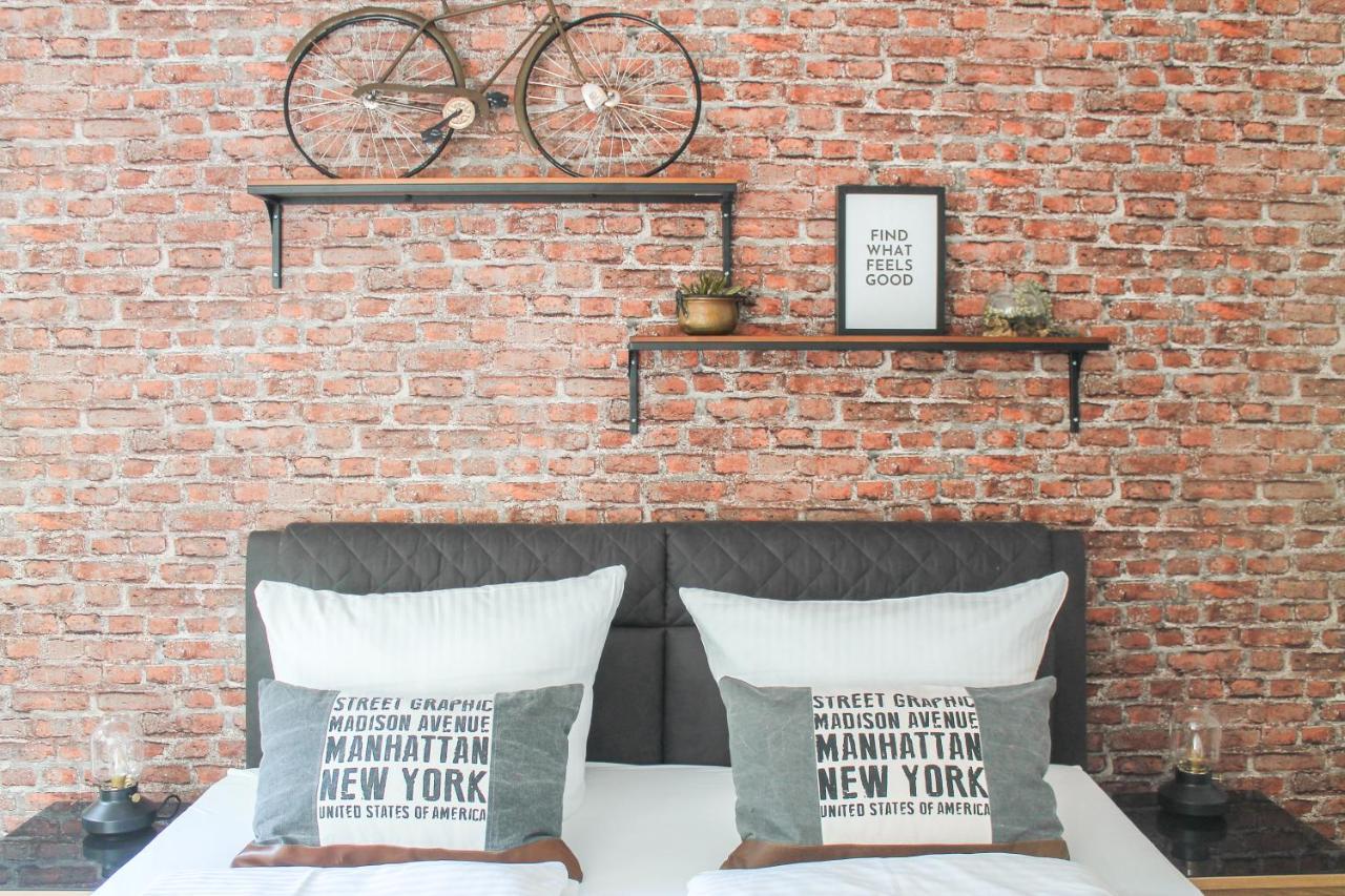 New York Apartment - Fuer Freunde & Familien, Stadtnah, Parkplatz, E-Ladestation, Gitterbox Fuer Fahrraeder, Fitnessstudio, Digitale Gaestemappe Mit Restaurant- Und Unternehmenstipps コブレンツ エクステリア 写真