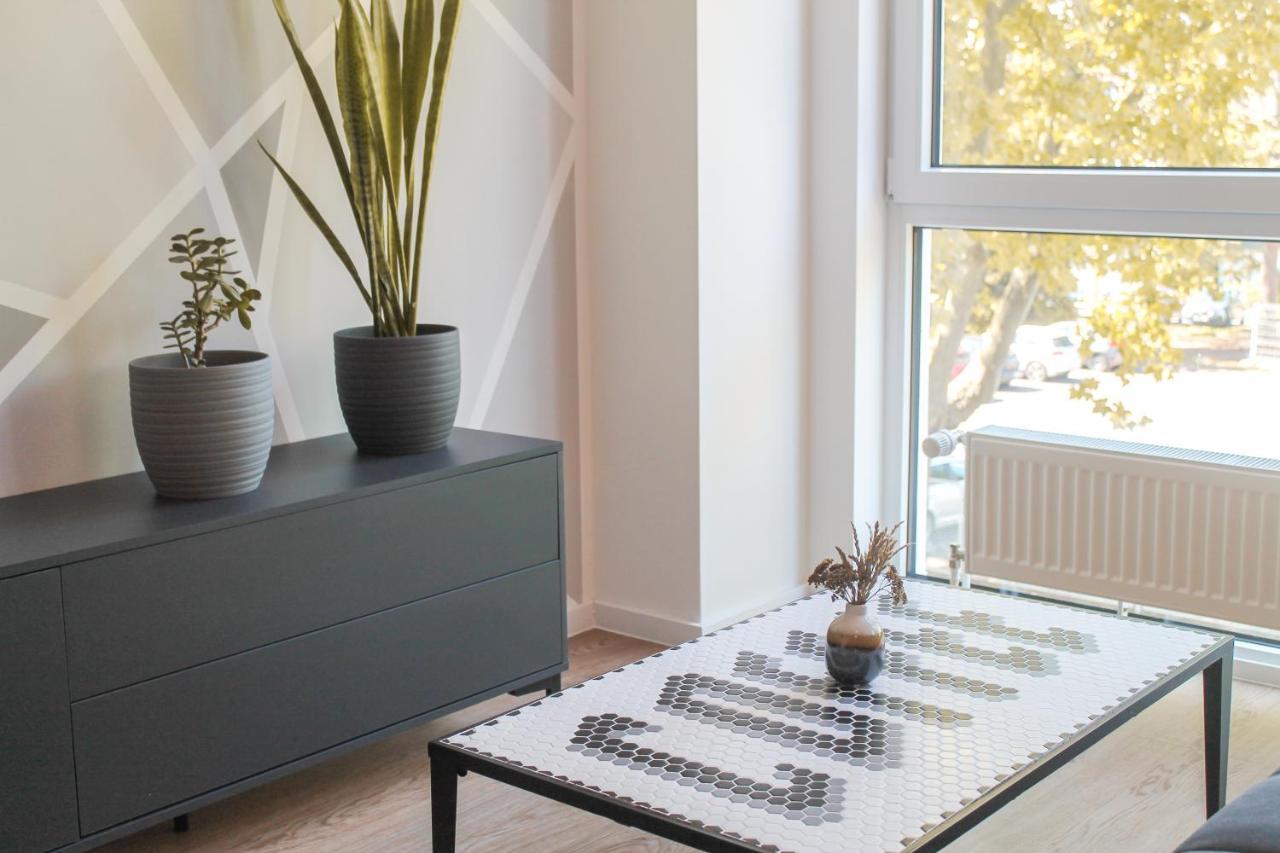 New York Apartment - Fuer Freunde & Familien, Stadtnah, Parkplatz, E-Ladestation, Gitterbox Fuer Fahrraeder, Fitnessstudio, Digitale Gaestemappe Mit Restaurant- Und Unternehmenstipps コブレンツ エクステリア 写真